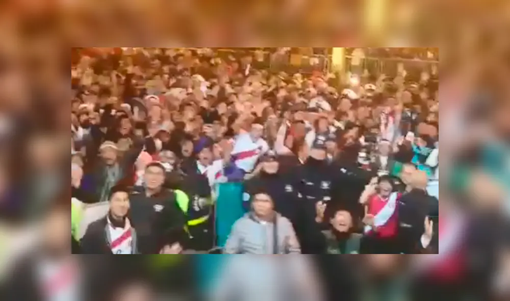 Peru vs Chile: Plaza de Armas de Lima celebró el gol de Edison Flores. Peru vs Chile: Plaza de Armas de Lima celebró el gol de Edison Flores.