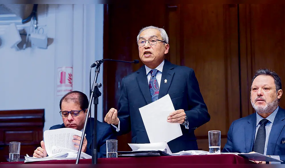 ‘Los Cuellos Blancos’ buscaron a Chávarry 