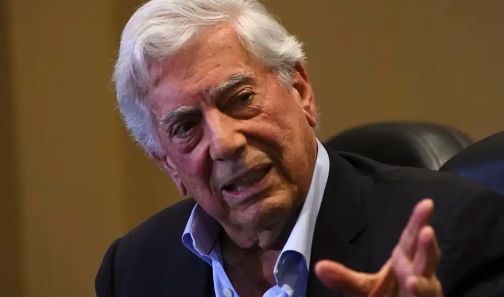 Vargas Llosa dijo que la ciudadanía boliviana hizo bien en librarse de Evo Morales porque él quería instalarse definitivamente en el poder. Foto: AFP Vargas Llosa dijo que la ciudadanía boliviana hizo bien en librarse de Evo Morales porque él quería instalarse definitivamente en el poder. Foto: AFP