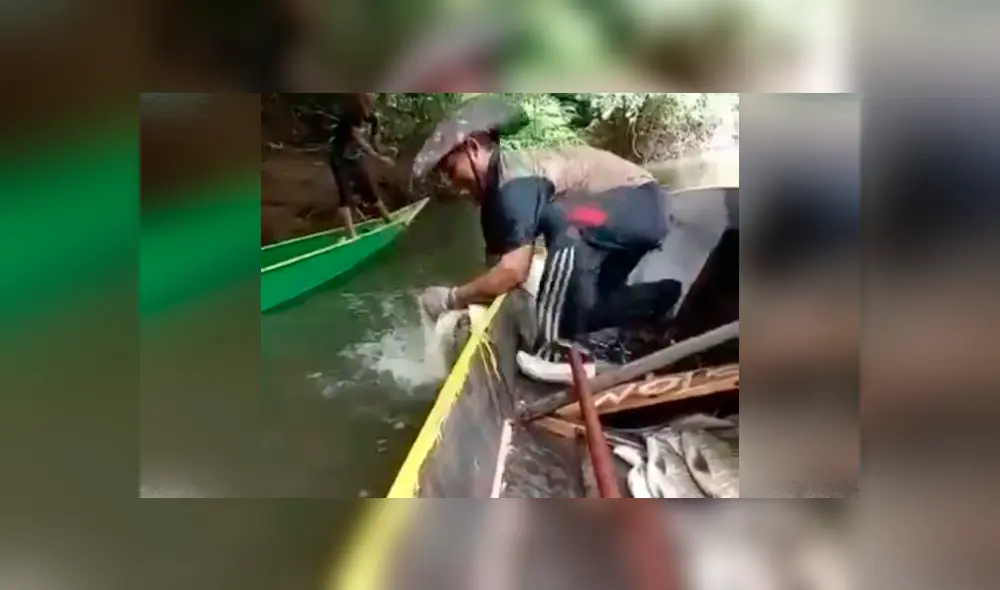 Hombre ingresa a misterioso lago para pescar. Foto: Captura.