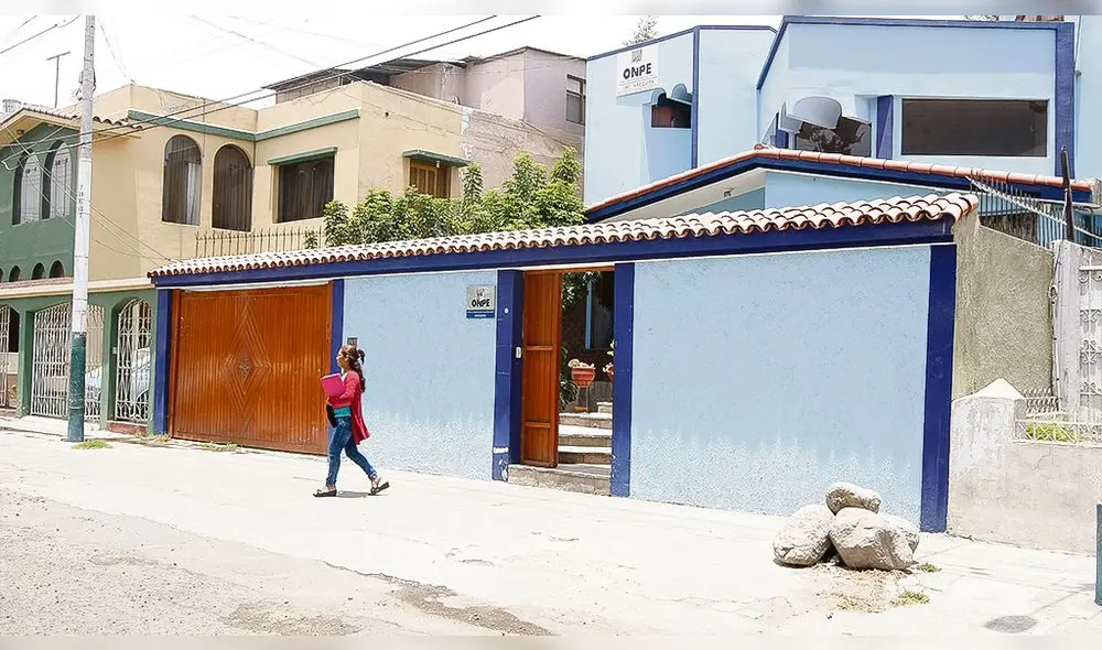 LOCAL DE LA ONPE EN LA PERLA - AREQUIPA LOCAL DE LA ONPE EN LA PERLA - AREQUIPA