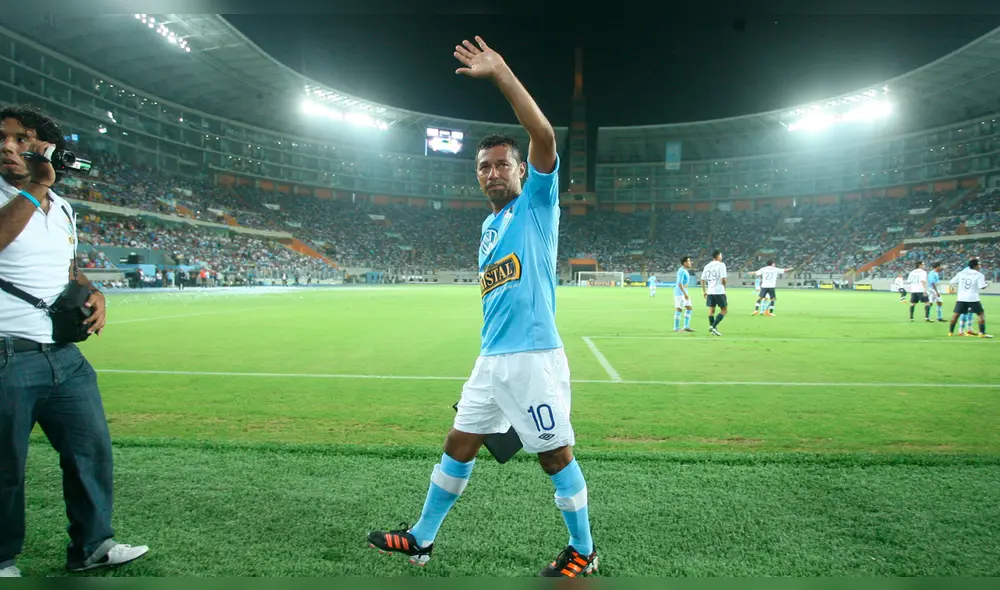 Sporting Cristal: Brandon Palacios describe su amor por el club rimense. Sporting Cristal: Brandon Palacios describe su amor por el club rimense.