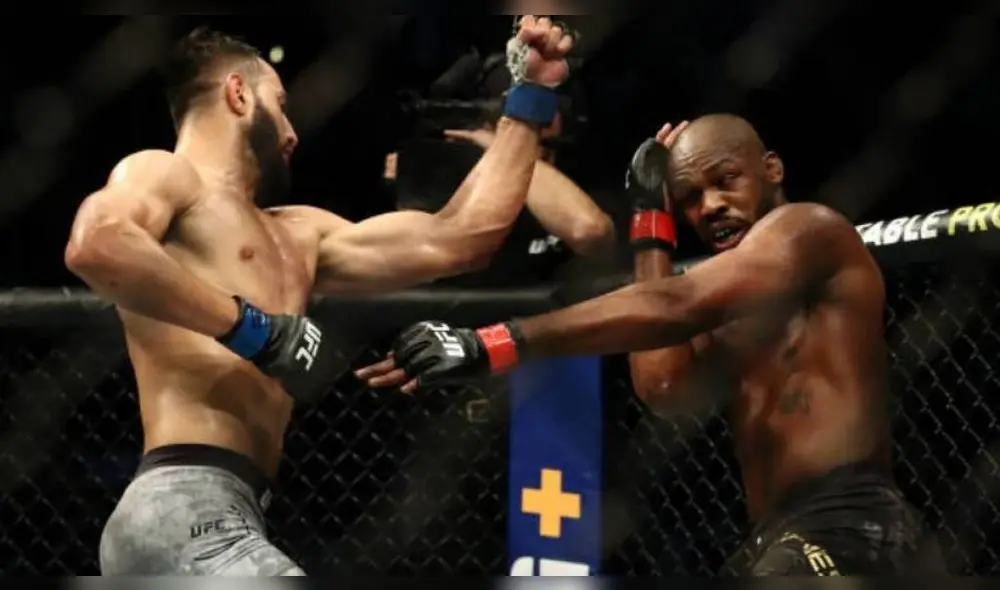 Jon Jones tuvo que esperar la decisión de los jueces tras el quinto asalto para concretar su triunfo. Foto: UFC. Jon Jones tuvo que esperar la decisión de los jueces tras el quinto asalto para concretar su triunfo. Foto: UFC.