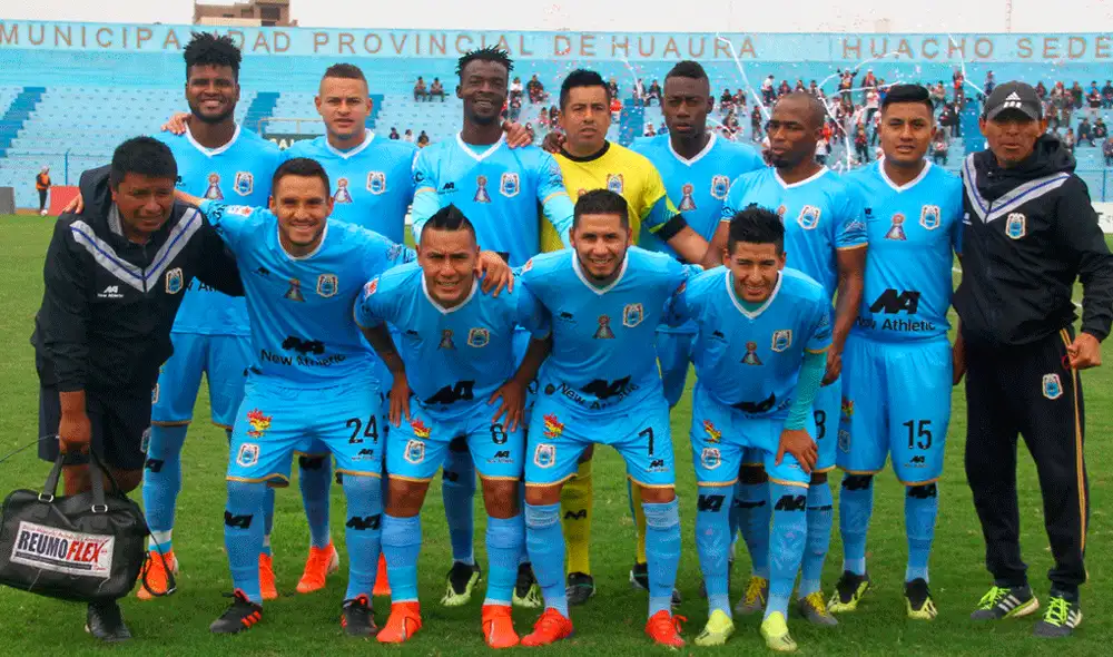 Jugadores de Binacional denunciaron que no les pagan desde el año pasado. | Foto: GLR Jugadores de Binacional denunciaron que no les pagan desde el año pasado. | Foto: GLR