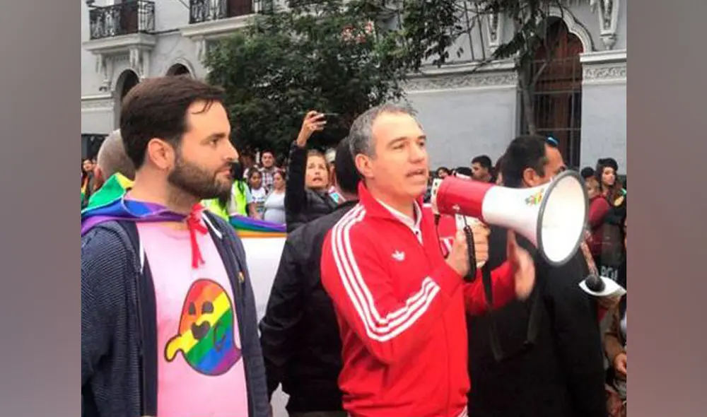 Salvador del solar Salvador del solar