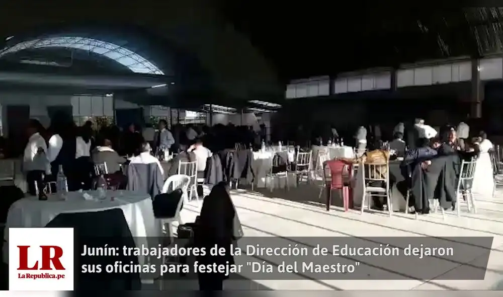 Junín: trabajadores de la Dirección de Educación dejaron sus oficinas para festejar "Día del Maestro" [VIDEO]