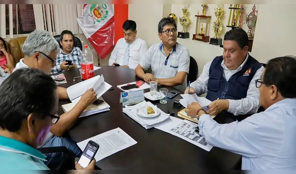 Beneficio. Trabajadores firmaron pacto para suspender huelga indefinida.