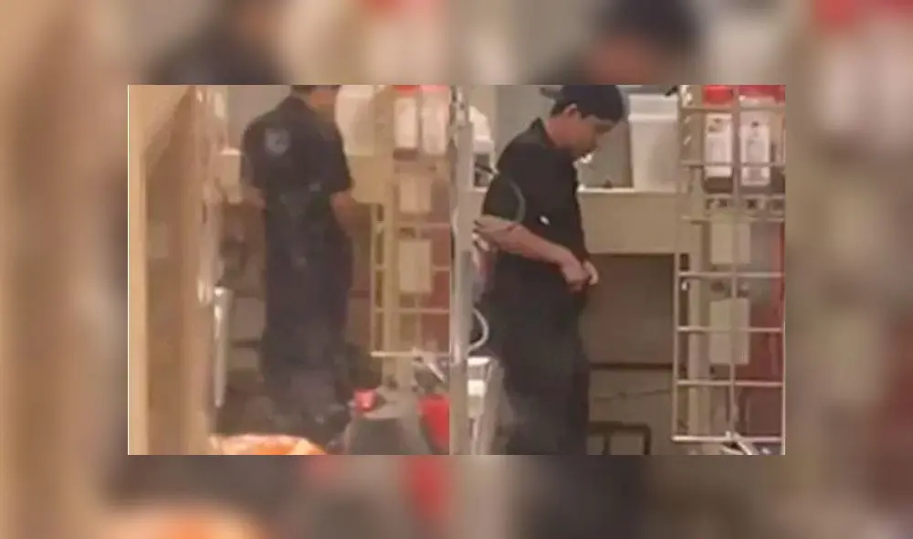 Captan a trabajador orinando en la cocina de famoso restaurante [VIDEO] 
