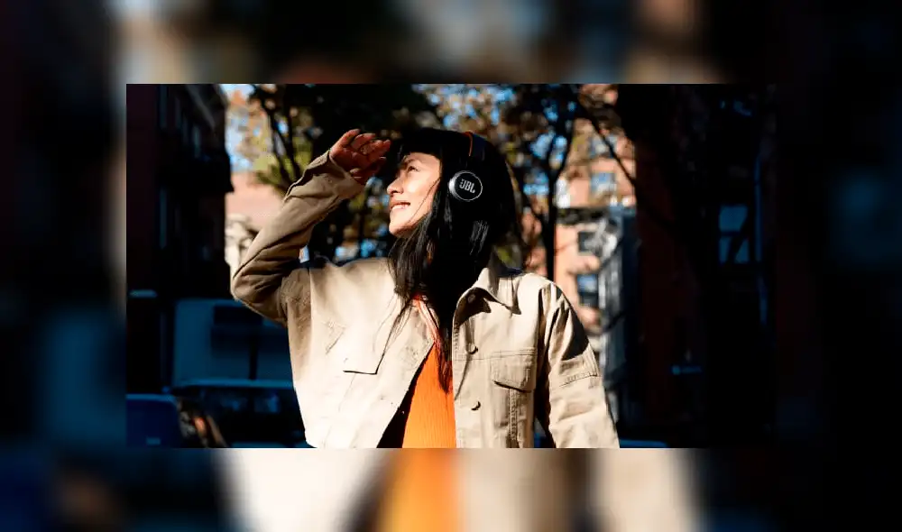 Los nuevos audífonos inalámbricos JBL Reflect Eternal se recargan con la luz del sol. Los nuevos audífonos inalámbricos JBL Reflect Eternal se recargan con la luz del sol.