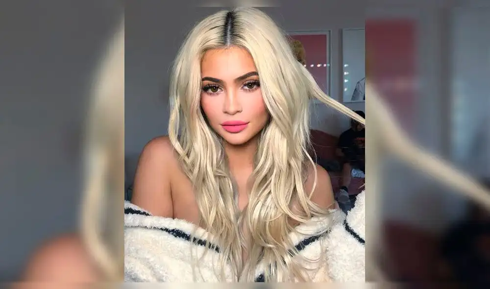 Kylie Jenner lanzó nueva 'moda fosforescente' con diminuto vestido  [FOTO]