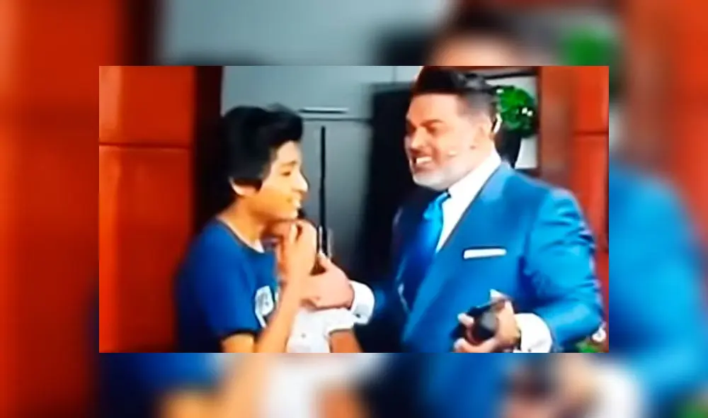 Caída de Andrés Hurtado en Panamericana TV se vuelve viral en Facebook [VIDEO]