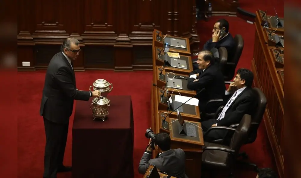 Congreso: lo que no se vio de la elección de la nueva Mesa Directiva [GALERÍA]