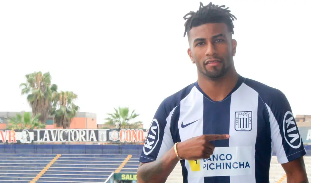 Luego del polémico video en el que aparece junto a Jean Deza, Carlos Ascues recibió un nuevo apodo por parte del sitio web más visitado del mundo digital. Luego del polémico video en el que aparece junto a Jean Deza, Carlos Ascues recibió un nuevo apodo por parte del sitio web más visitado del mundo digital.