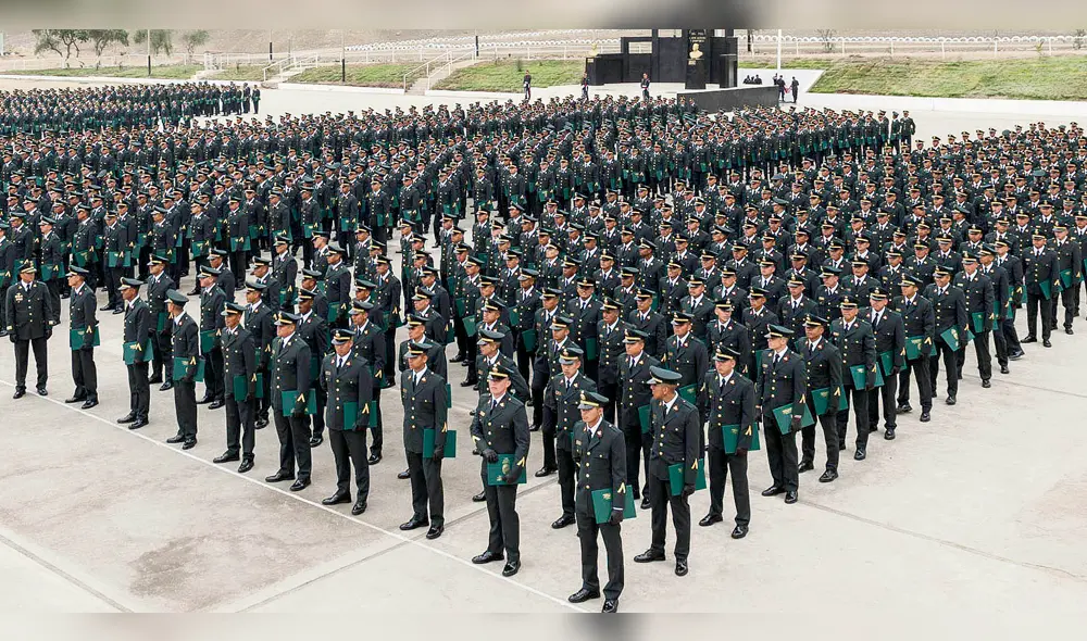 Escuelas PNP cerrarán por infiltración de bandas y mala enseñanza