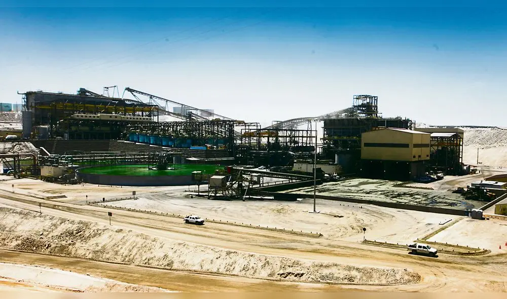 INAUGURACION DE LA PLANTA CONCENTRADORA DE SULFUROS PRIMARIOS EN LA MINERA CERRO VERDE CON LA PRESENCIA DEL PRESIDENTE ALAN GARCIA INAUGURACION DE LA PLANTA CONCENTRADORA DE SULFUROS PRIMARIOS EN LA MINERA CERRO VERDE CON LA PRESENCIA DEL PRESIDENTE ALAN GARCIA