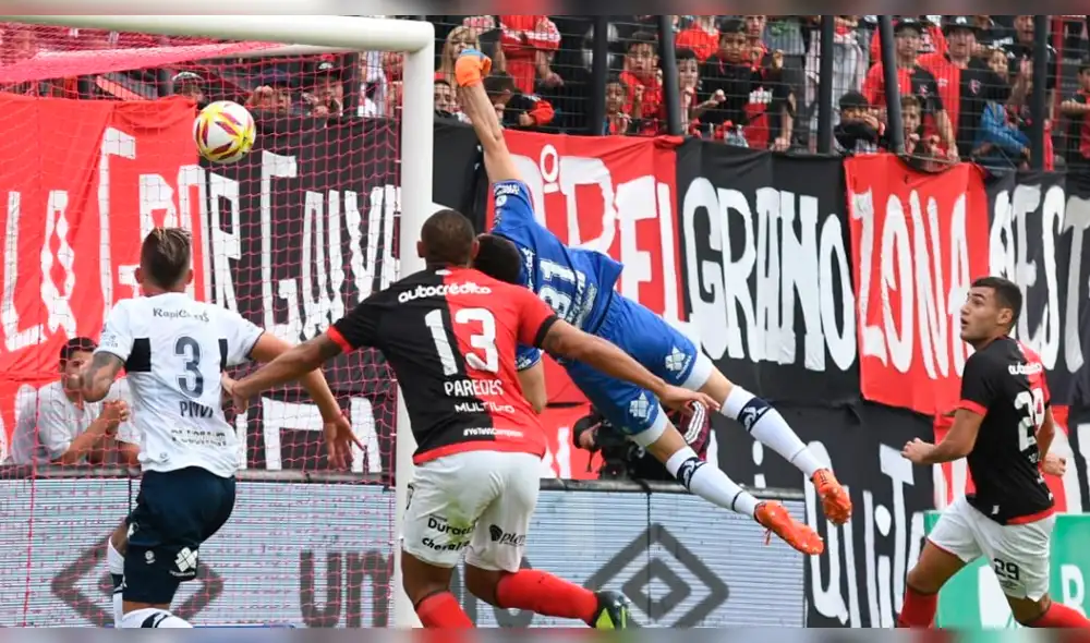 ¡Remontada! Gimnasia venció al Newell's y avanzó a los octavos de la Copa Superliga [RESUMEN]