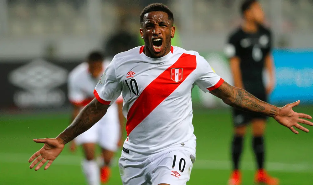 Jefferson Farfán estrenó su película El 10 de la Calle.
