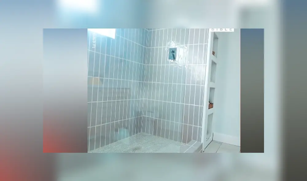 Desliza hacia la izquierda para ver la transformación del baño tradicional a uno lujoso. Video es viral en Facebook. Desliza hacia la izquierda para ver la transformación del baño tradicional a uno lujoso. Video es viral en Facebook.