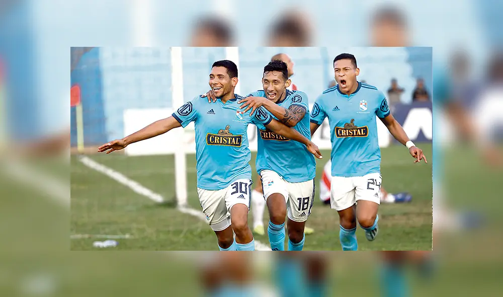 Despega. Palacios corre a celebrar su gol. Los celestes tuvieron varias chances para anotar y cerca del final lograron hacerlo. Despega. Palacios corre a celebrar su gol. Los celestes tuvieron varias chances para anotar y cerca del final lograron hacerlo.