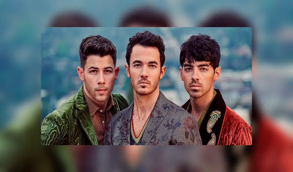 En Facebook, unos mariachis aprovecharon la visita de los hermanos Jonas a México, para tocar una de sus canciones. En Facebook, unos mariachis aprovecharon la visita de los hermanos Jonas a México, para tocar una de sus canciones.