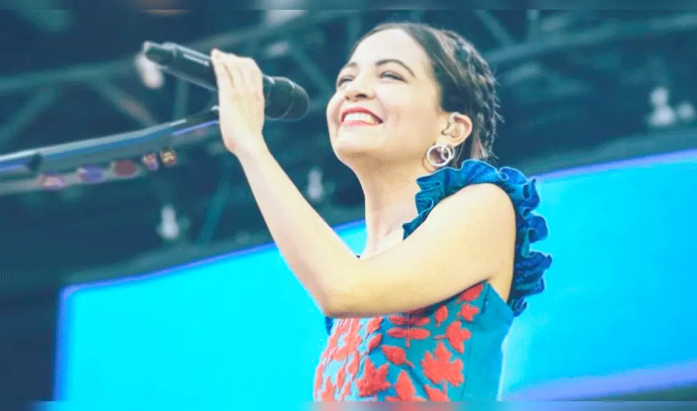  Así fue la reacción de Natalia Lafourcade al ver a Maluma recibir premio [VIDEO]