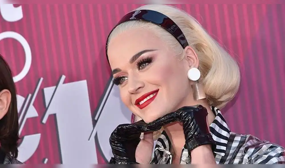 Cibernautas arremeten contra Katy Perry tras denuncia de acoso sexual Cibernautas arremeten contra Katy Perry tras denuncia de acoso sexual