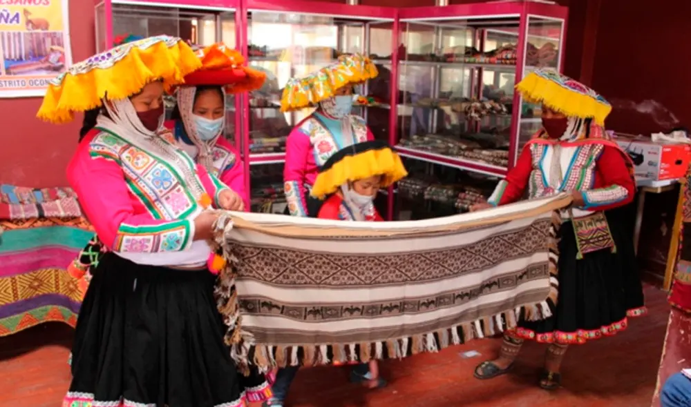 La implementación de la tienda virtual se realiza en coordinación con el GRC. Foto: Andina.