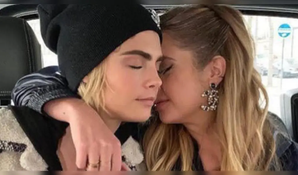 Cara Delevingne y Ashley Benson se convirtieron así en la pareja gay más famosa de Hollywood Cara Delevingne y Ashley Benson se convirtieron así en la pareja gay más famosa de Hollywood