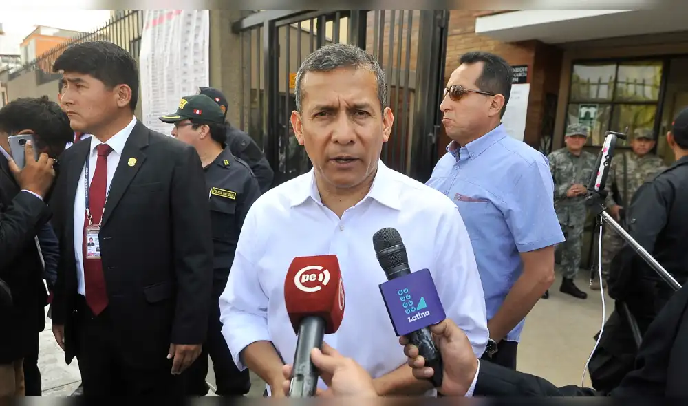 Humala: “En Latinoamérica, una de las izquierdas más infantiles ha sido la peruana” Humala: “En Latinoamérica, una de las izquierdas más infantiles ha sido la peruana”