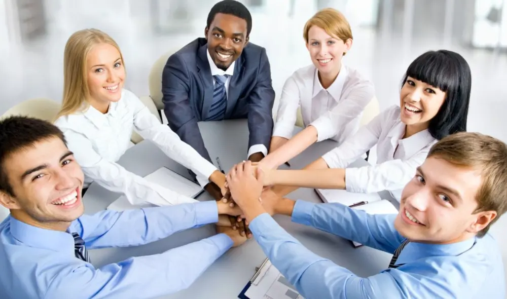 “Ley del Joven Empresario" pretende potenciar el emprendimiento en la población menor a 30 años. Foto: Estrategia Saludable “Ley del Joven Empresario" pretende potenciar el emprendimiento en la población menor a 30 años. Foto: Estrategia Saludable