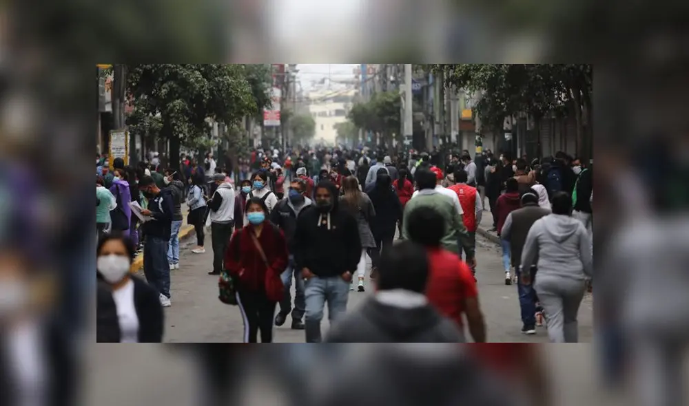 Locales y galerías serán multadas y clausuradas si no cumplen con protocolos y si sus trabajadores no tienen prueba negativa de COVID-19. (Foto: Jorge Cerdán / LaRepública)