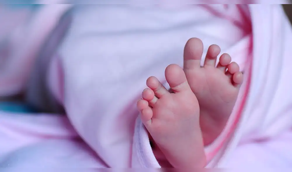 Mujer con VIH mordió a pediatra porque pensó que iba a quitarle a su bebé