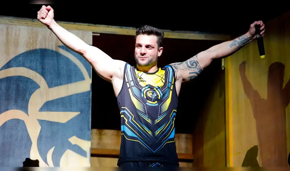 Nicola Porcella fue expulsado de "Esto es guerra" por agredir verbalmente a Angie Arizaga. Nicola Porcella fue expulsado de "Esto es guerra" por agredir verbalmente a Angie Arizaga.