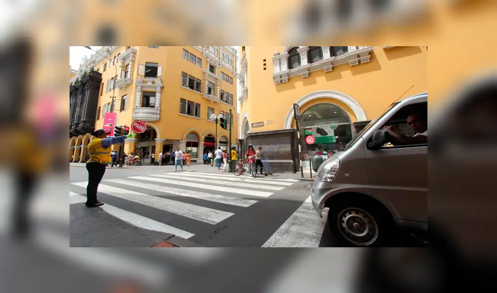 Restringirán tránsito vehicular de calles aledañas a la Plaza de Armas Restringirán tránsito vehicular de calles aledañas a la Plaza de Armas