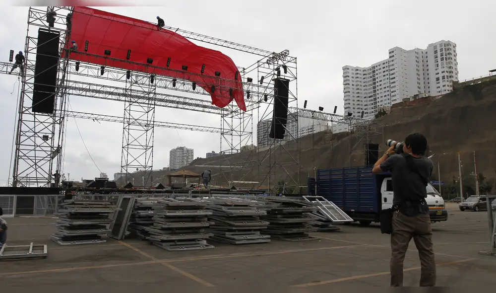 Jorge Fernández, representante de ARENA, asegura que varias empresas tercerizadas que trabajan en la organización de eventos están paralizadas. Foto: