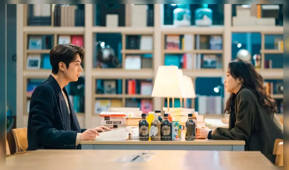 Los netizen critican el exceso de publicidad en las tomas de  The king: Eternal Monarch