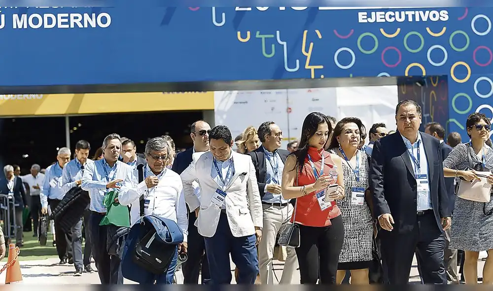 Empresarios aceptan el llamado de Vizcarra para el Plan de Competitividad 