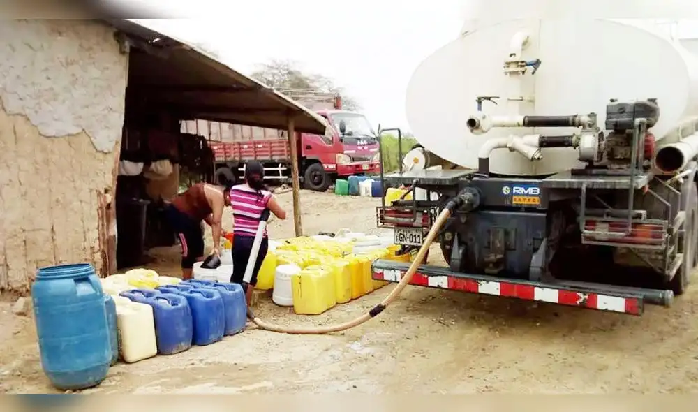 Tumbes: vecinos son atendidos con cisternas por falta de agua potable Tumbes: vecinos son atendidos con cisternas por falta de agua potable