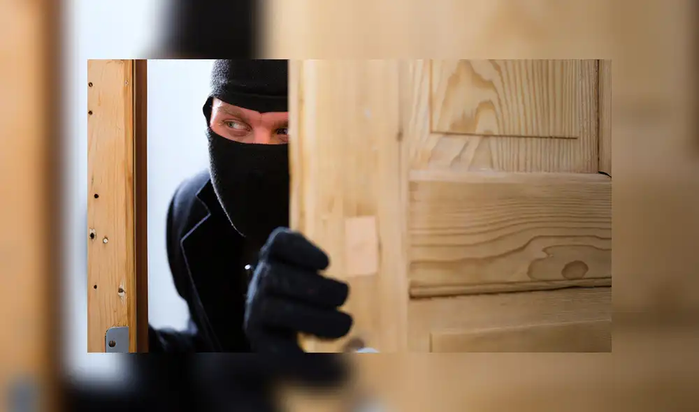 EE. UU.: entró a casa a robar, despertó a dueños y les hizo insólito pedido