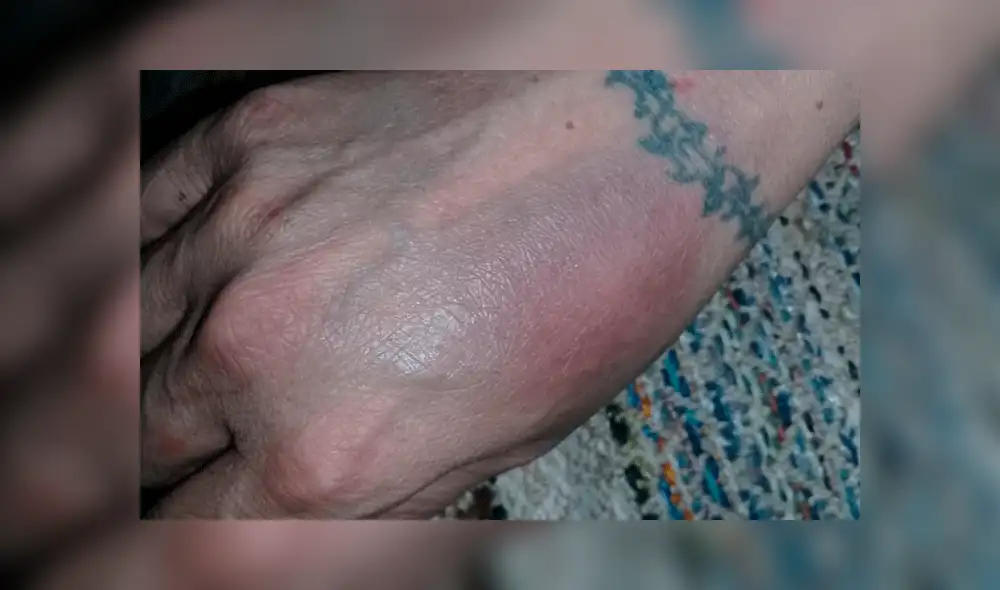 “Te voy a enseñar a respetar”, mujer denunció que policía la golpeó [VIDEO]