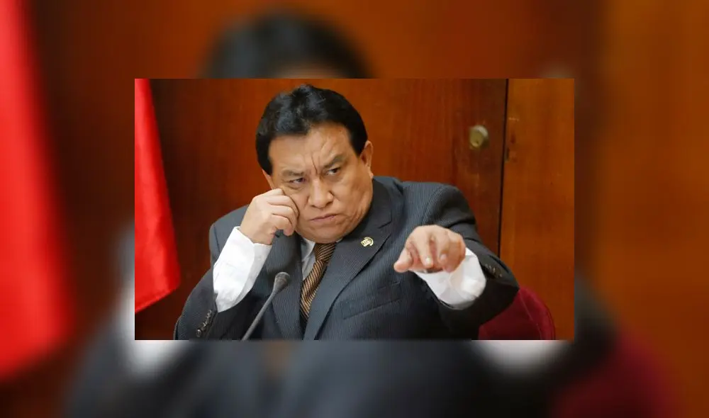 Fiscalía halló más de 300 mil soles dentro de un auto en casa de José Luna Gálvez  