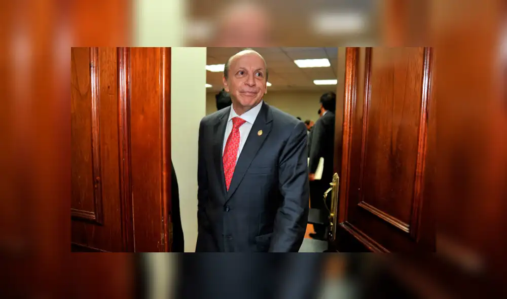 Exfiscal José Peláez niega estar implicado en audios del CNM