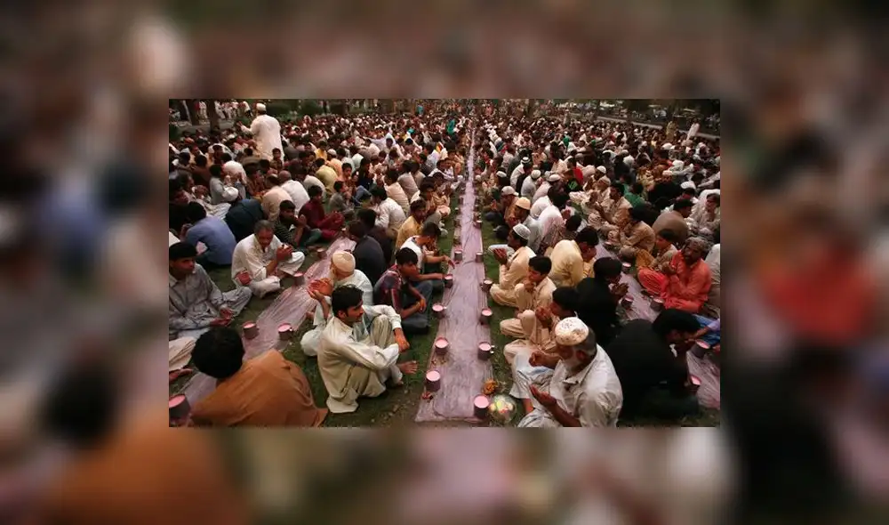 Ramadán: musulmanes iniciaron tradicional ayuno que dura un mes Ramadán: musulmanes iniciaron tradicional ayuno que dura un mes
