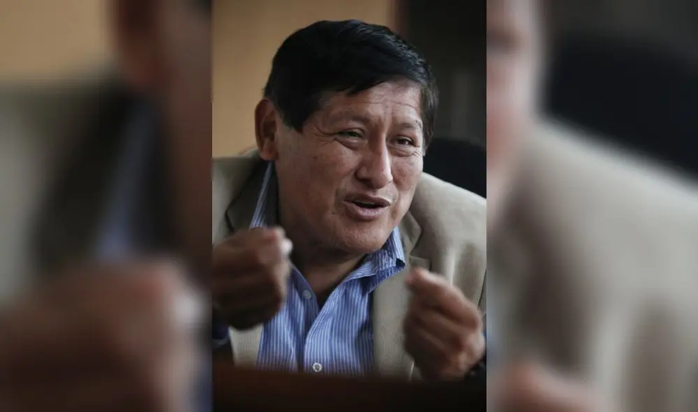 Según Juan Pari, Mauricio Mulder busca proteger a Alan García de investigación