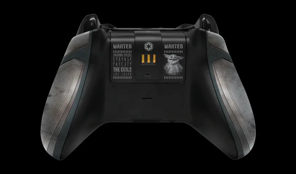 Baby Joda aparece en la parte trasera del mando Xbox edición Limitada Star Wars The Mandalorian. Foto: Microsot