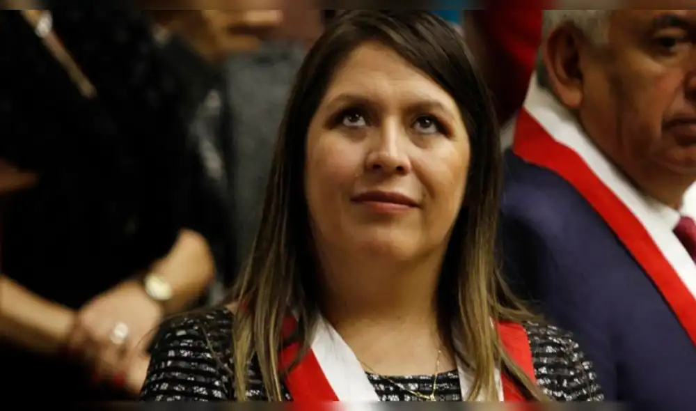 Yeni Vilcatoma presentó proyecto para beneficiar a Alberto Fujimori Yeni Vilcatoma presentó proyecto para beneficiar a Alberto Fujimori