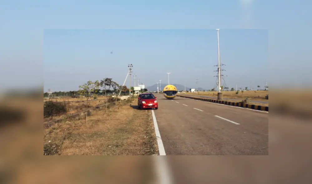 Escapar de los fantasmas, recoger fruta y un bar temático de los ochenta es lo que ofrece un laberinto de Pac-Man de tamaño real.