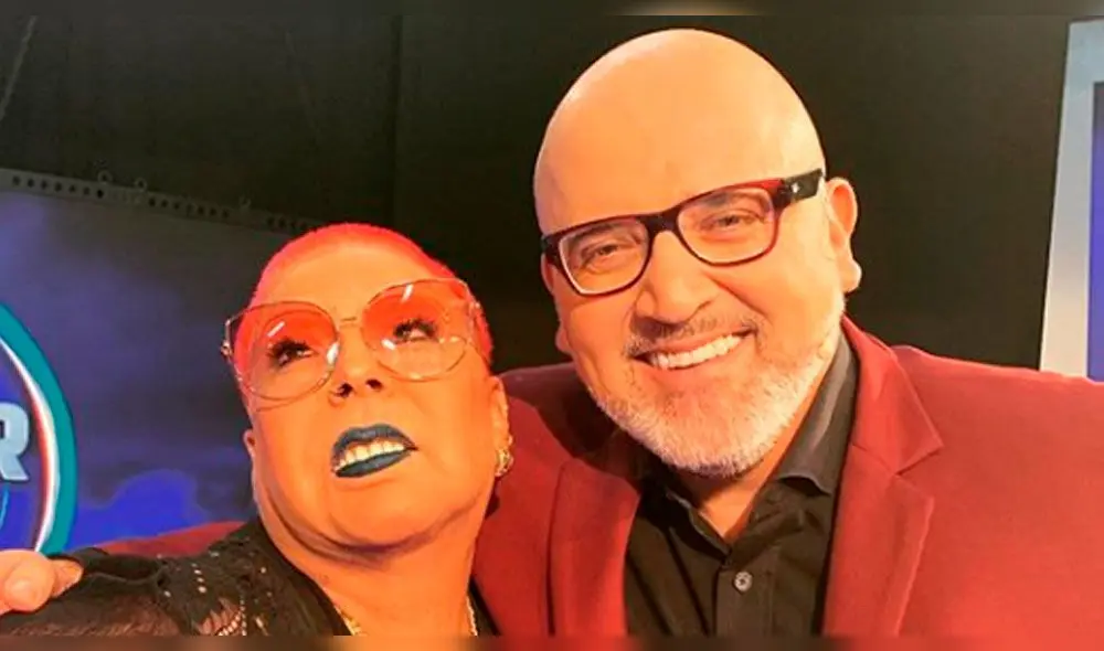 Beto Ortiz y Lucía de la Cruz causan intriga con fotografía en set de "El valor de la verdad" Beto Ortiz y Lucía de la Cruz causan intriga con fotografía en set de "El valor de la verdad"