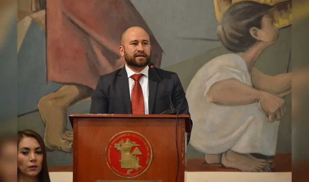 Esta tarde juramentó Eduardo García como nuevo titular del Ministerio de Trabajo. Foto: captura de video Esta tarde juramentó Eduardo García como nuevo titular del Ministerio de Trabajo. Foto: captura de video