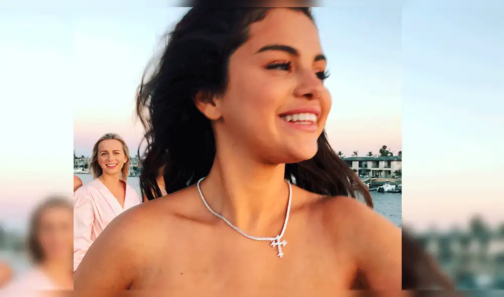 Selena Gomez sorprende a fans con importante anuncio desde el centro psiquiátrico